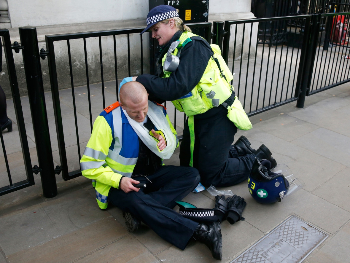 Police officer injured Police officer injured
