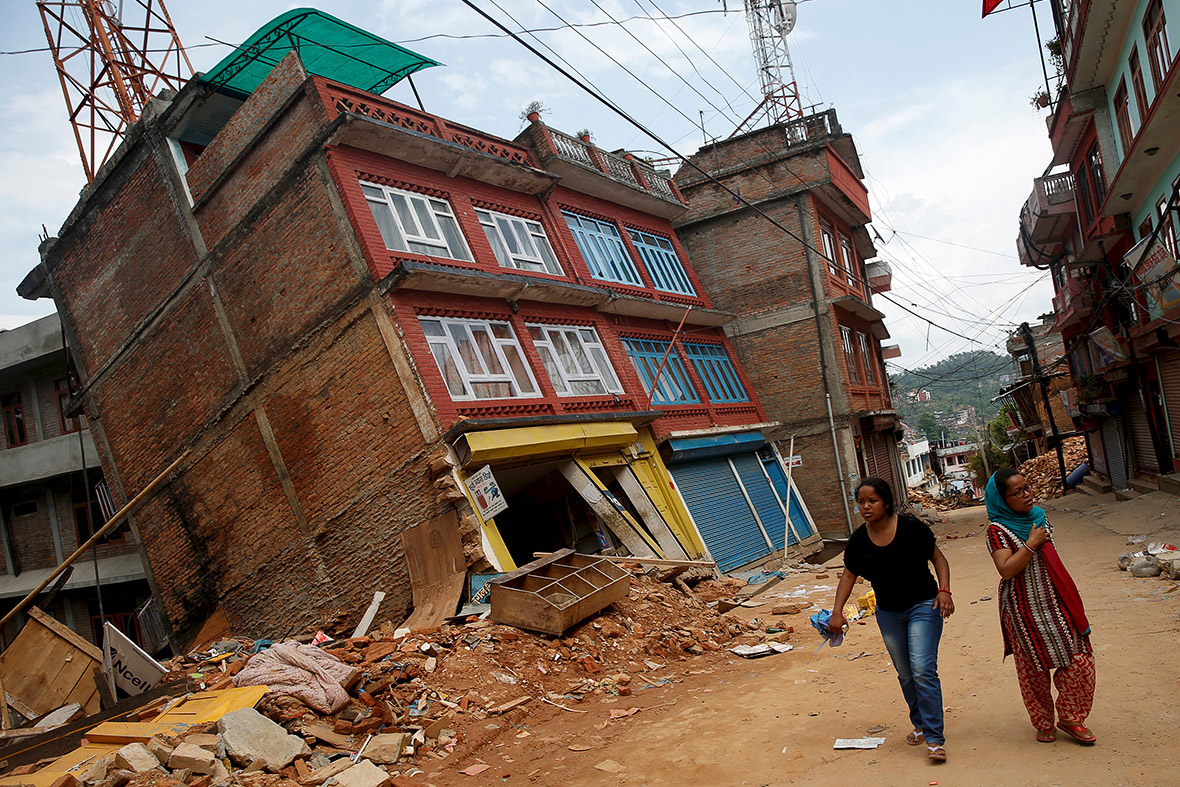 Nepal Buildings Lean Precariously In Aftermath Of Second Earthquake