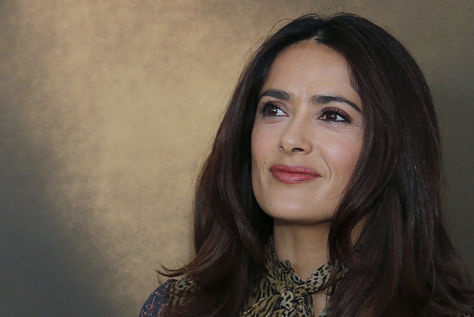 Джули хайек. Сальма Хайек. Salma actress. Сальма Хайек Возраст. Salma Hayek face.