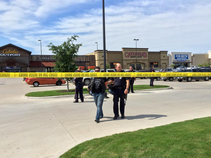 Shootout biker gangs in Waco, Texas