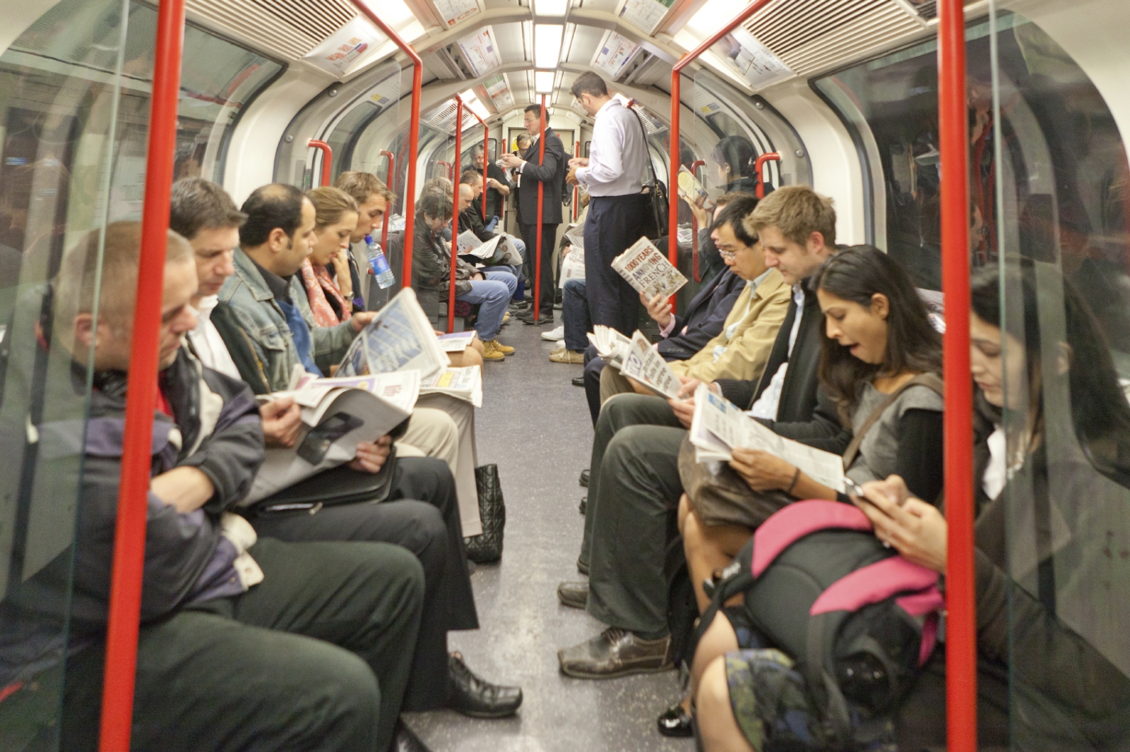 Tube chat London panics as badges urge commuter conversation picture