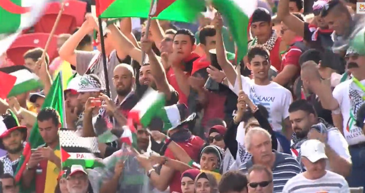 Palestine football fans