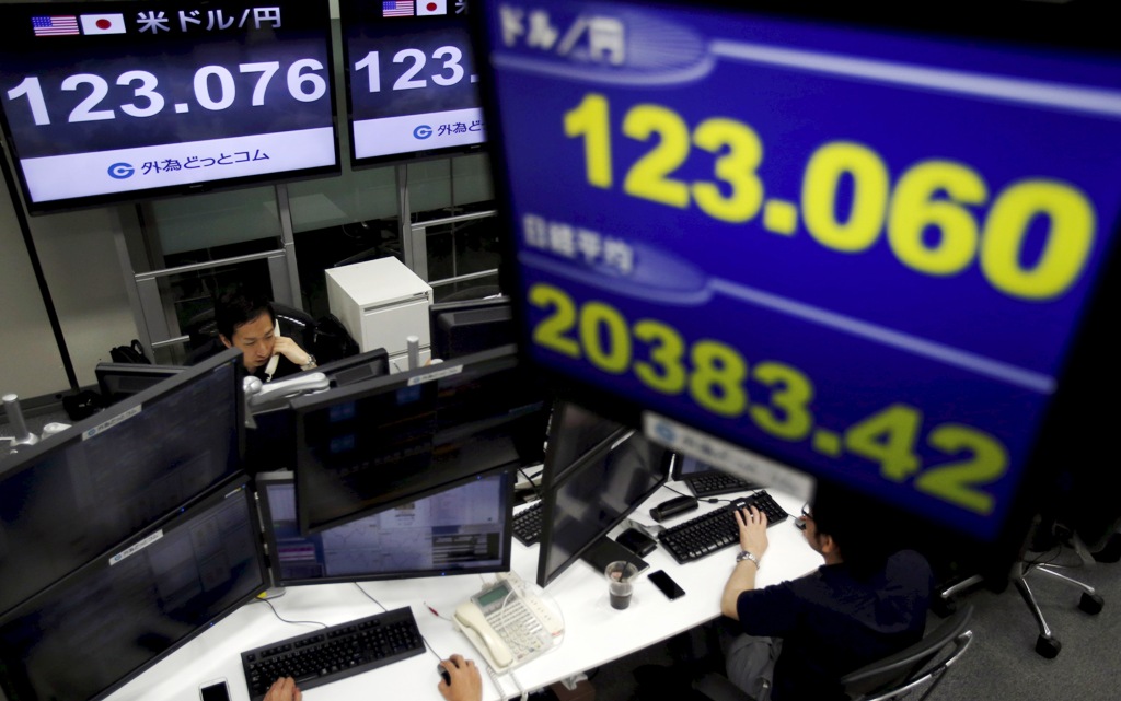 Monitors display USD/JPY exchange rates Monitors display USD/JPY exchange rates