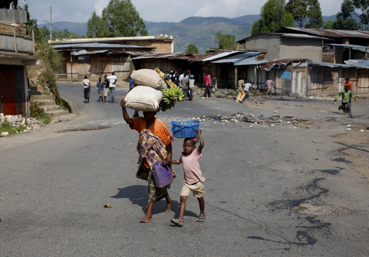 Burundi market child