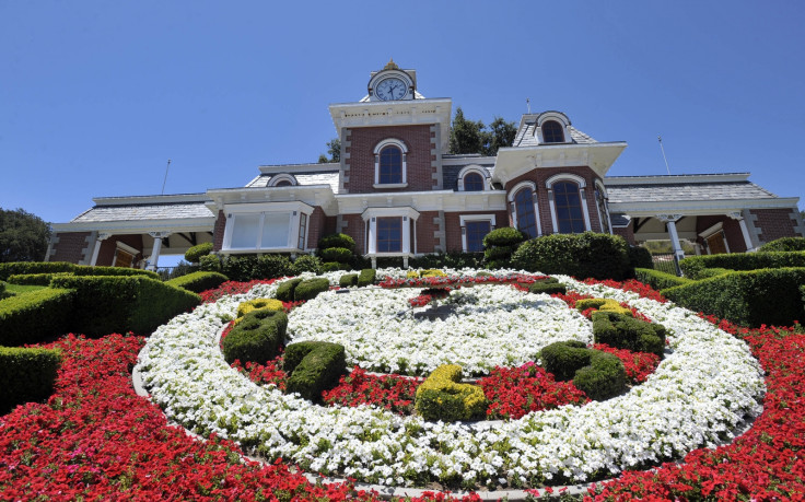 Neverland floral clock