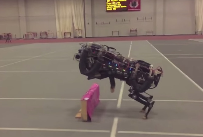 robot cheetah jumps hurdles