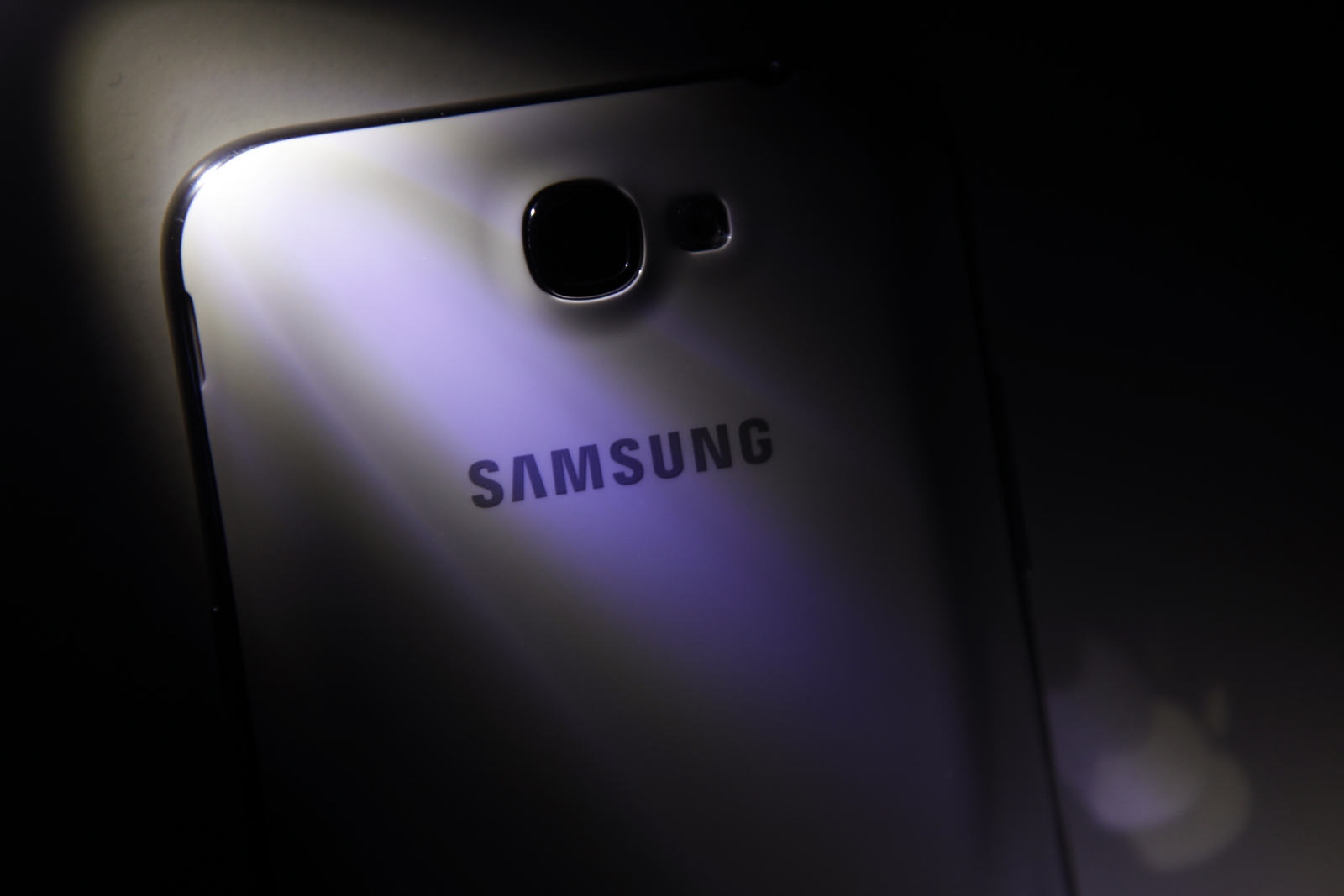 Samsung pushes out Android security updates for flagship Galaxy models