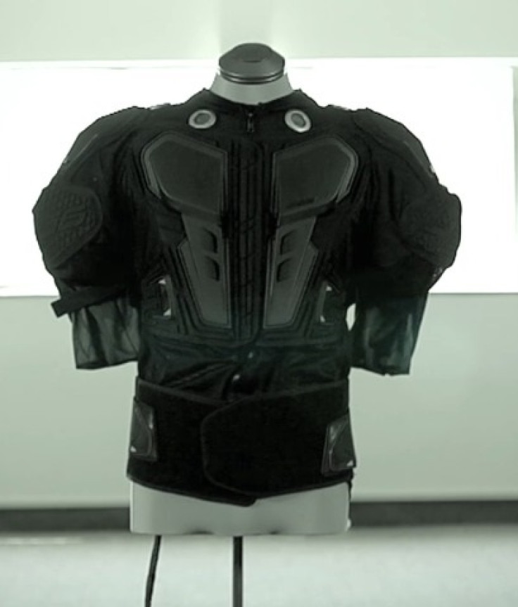 haptic feedback suit virtual reality