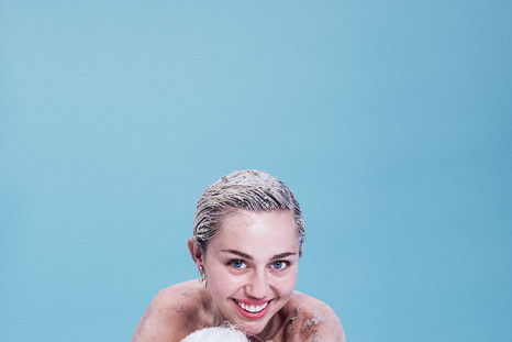 Miley Cyrus in the nude with apig