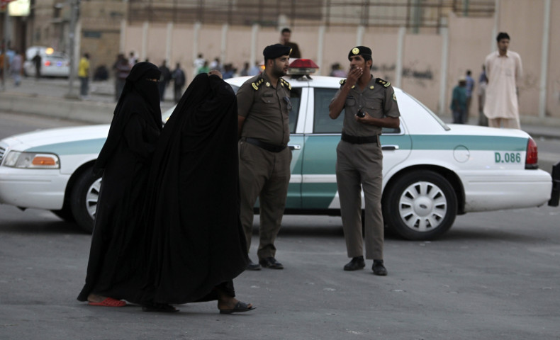 Saudi Women travel