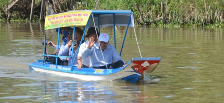 A solar-powered boat invented in Vietnam