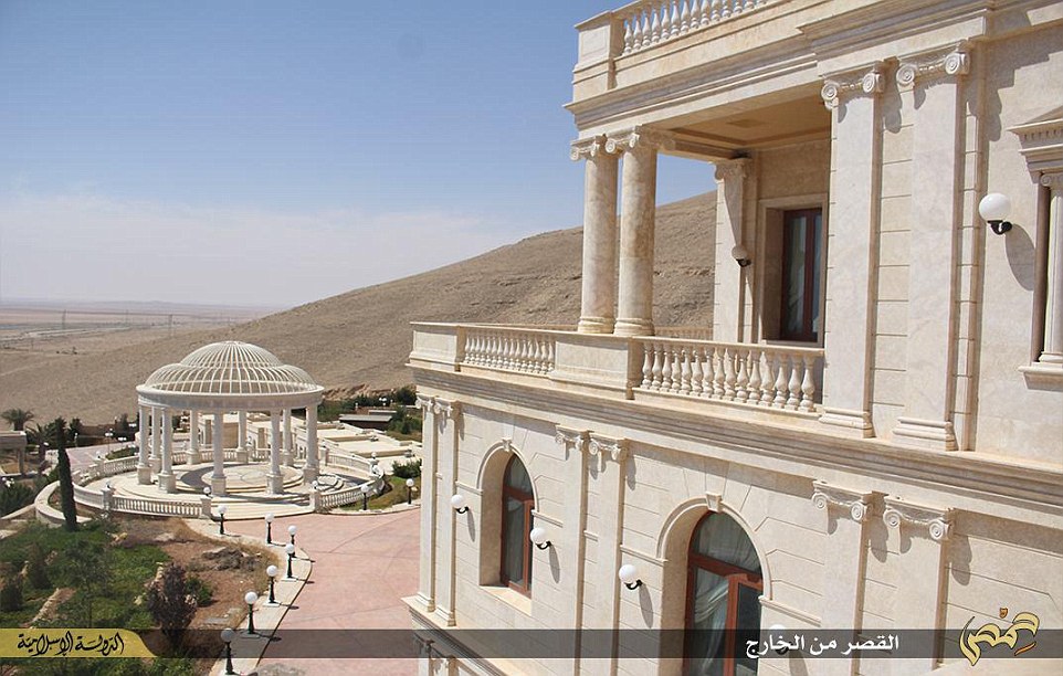 Islamic State Qatari royal family's Syrian mansion Isis