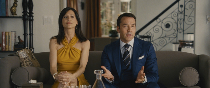 Perrey Reeves and Jeremy Piven in Entourage