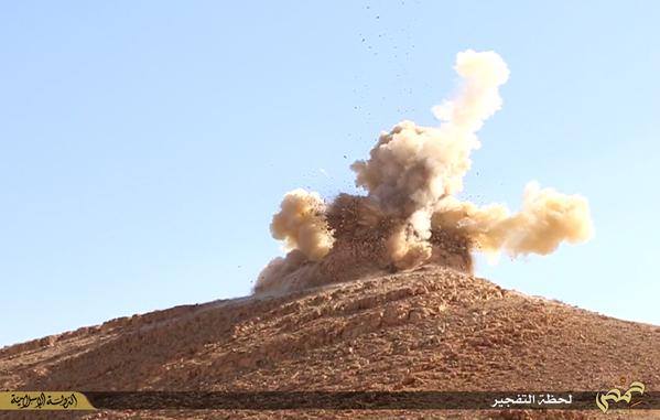 Isis Palmyra shrine blown up