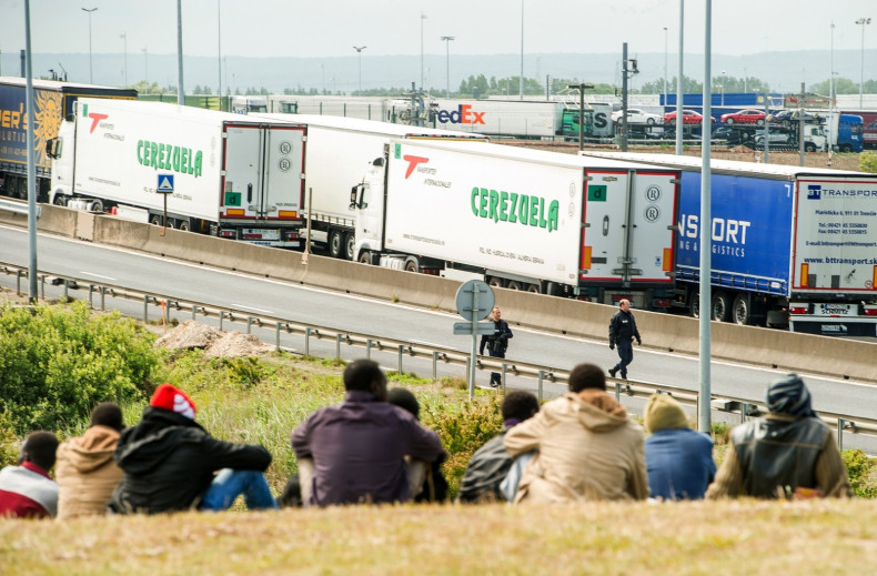 Calais migrant chaos