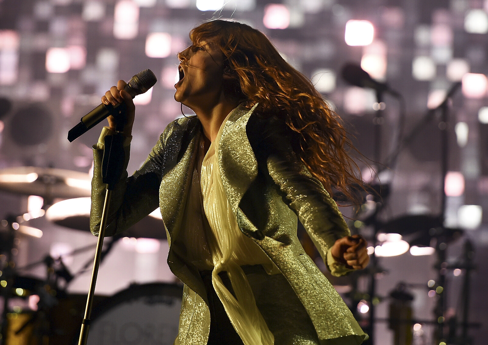 Glastonbury 2015 Florence Welch performance