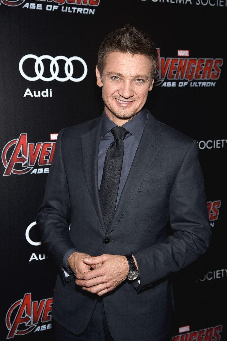 Jeremy Renner gay