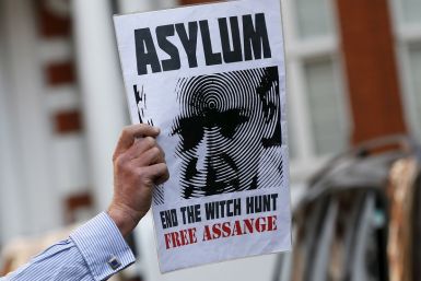 assange wikileaks asylum France