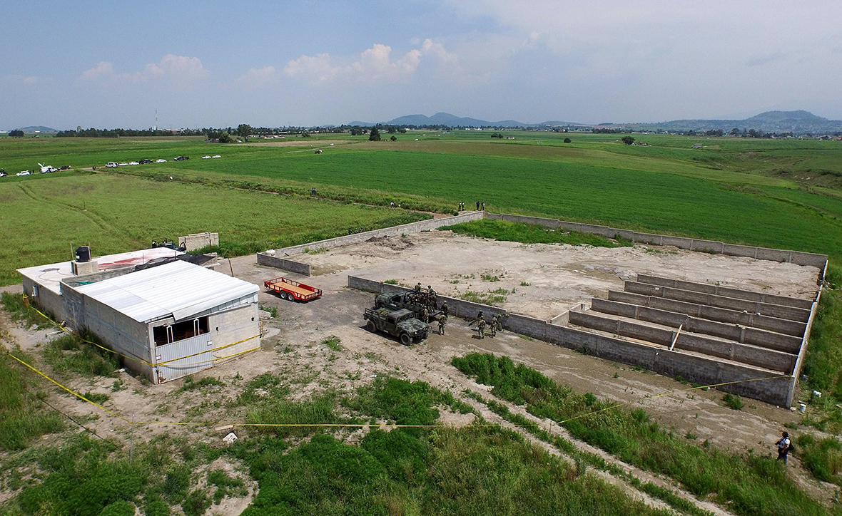 El Chapo Inside the tunnel used by Mexican druglord Joaquin Guzman to