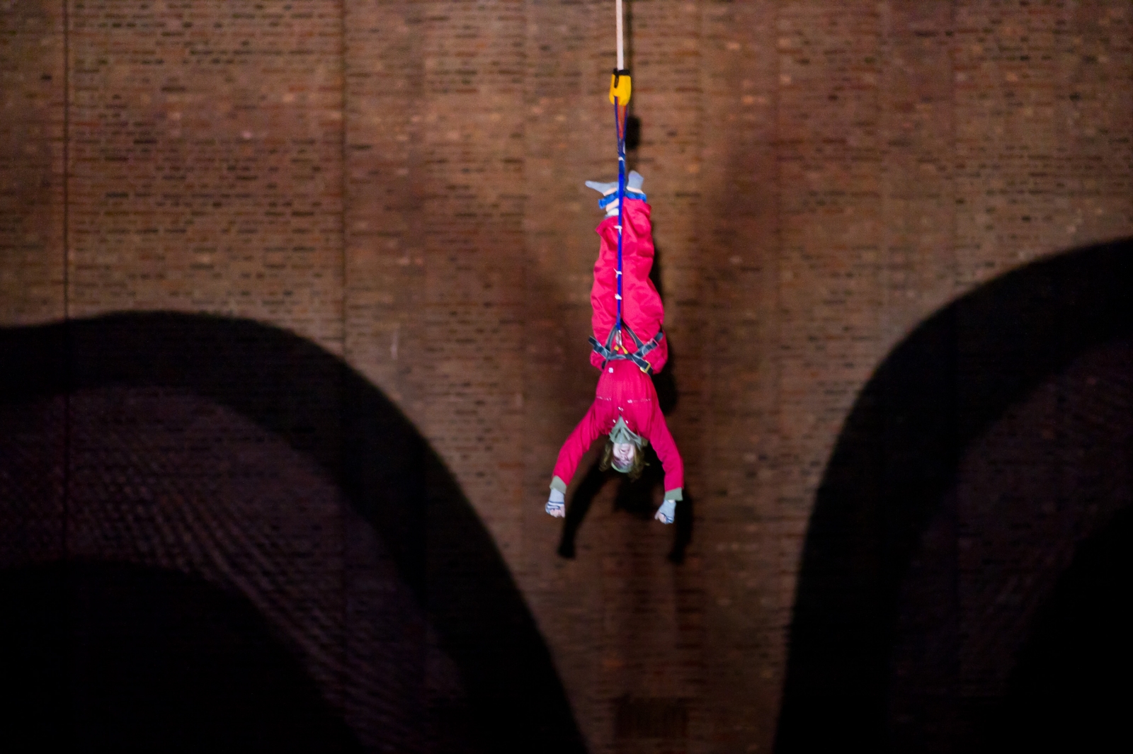 Shocking footage shows woman fall from safety harness in neardeath