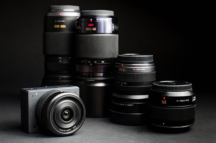 Panasonic, Olympus MFT lenses work with E1