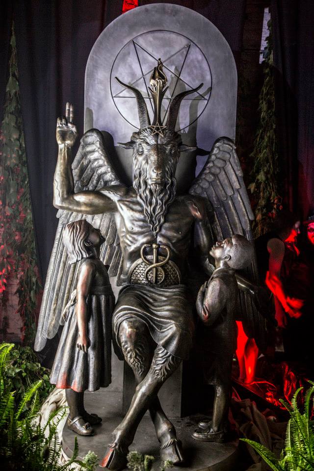satanic statue which was unveiled in detroit