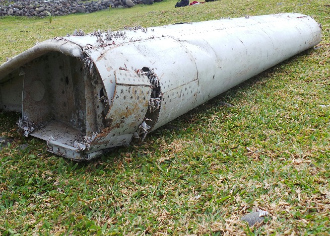 MH370 plane wreckage