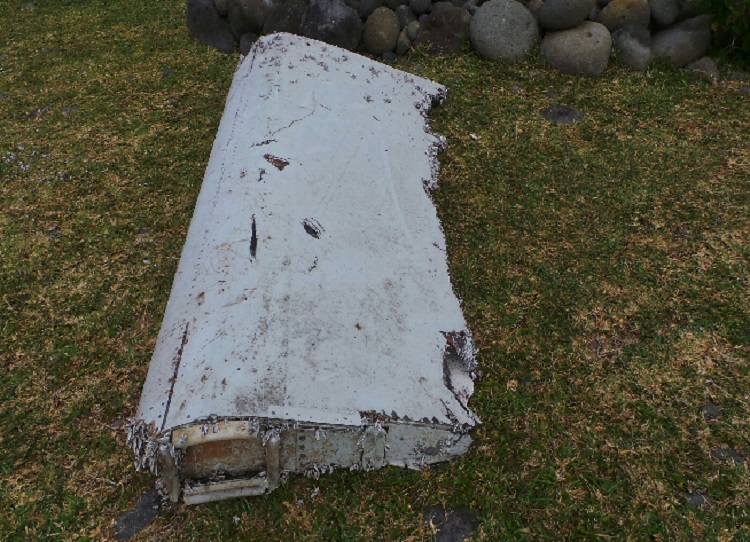 mh370 wreckage