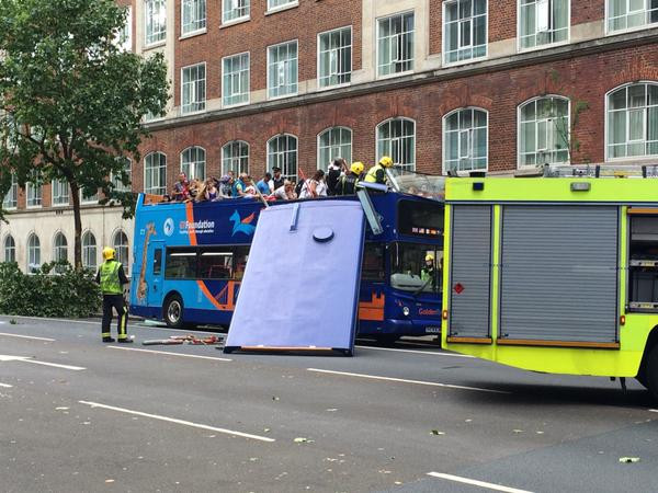 roof tourist bus