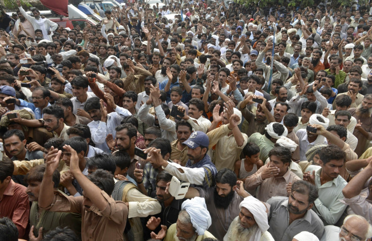 Villagers in Hussain Khanwala village,