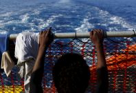 Migrants dinghy sinks off Libya