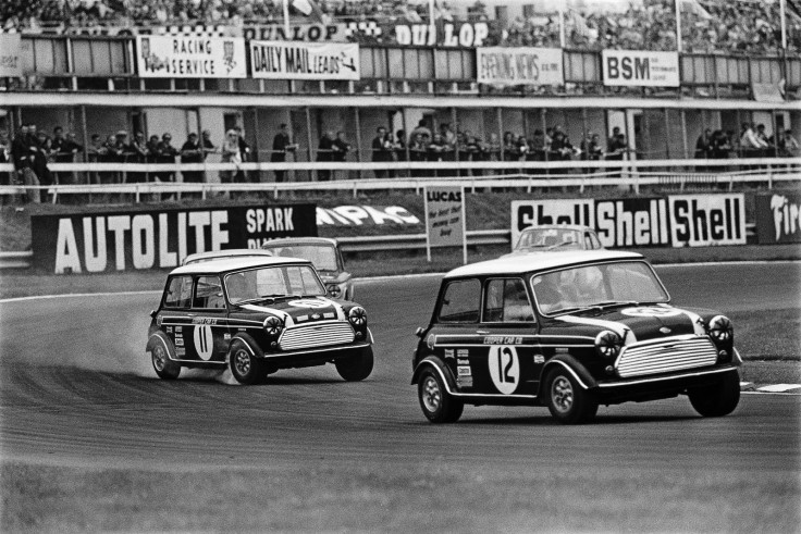 Mini Cooper racing