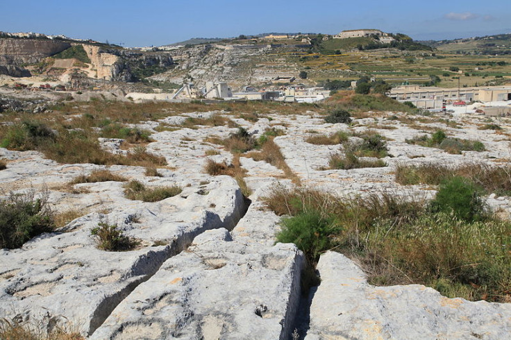 malta cart ruts