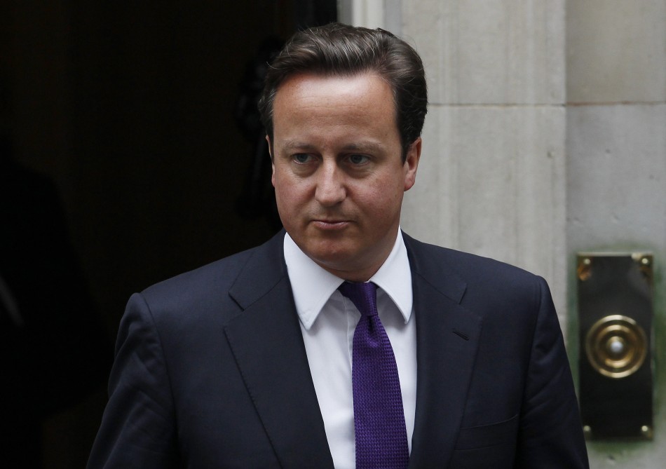 UK Riots 2011: Prime Minister David Cameron Considers Banning Rioters ...