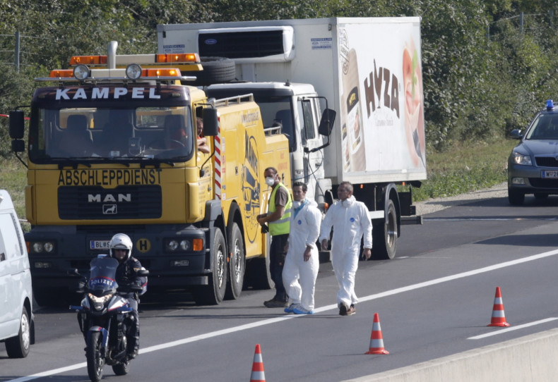 Austria refugee lorry 70 dead