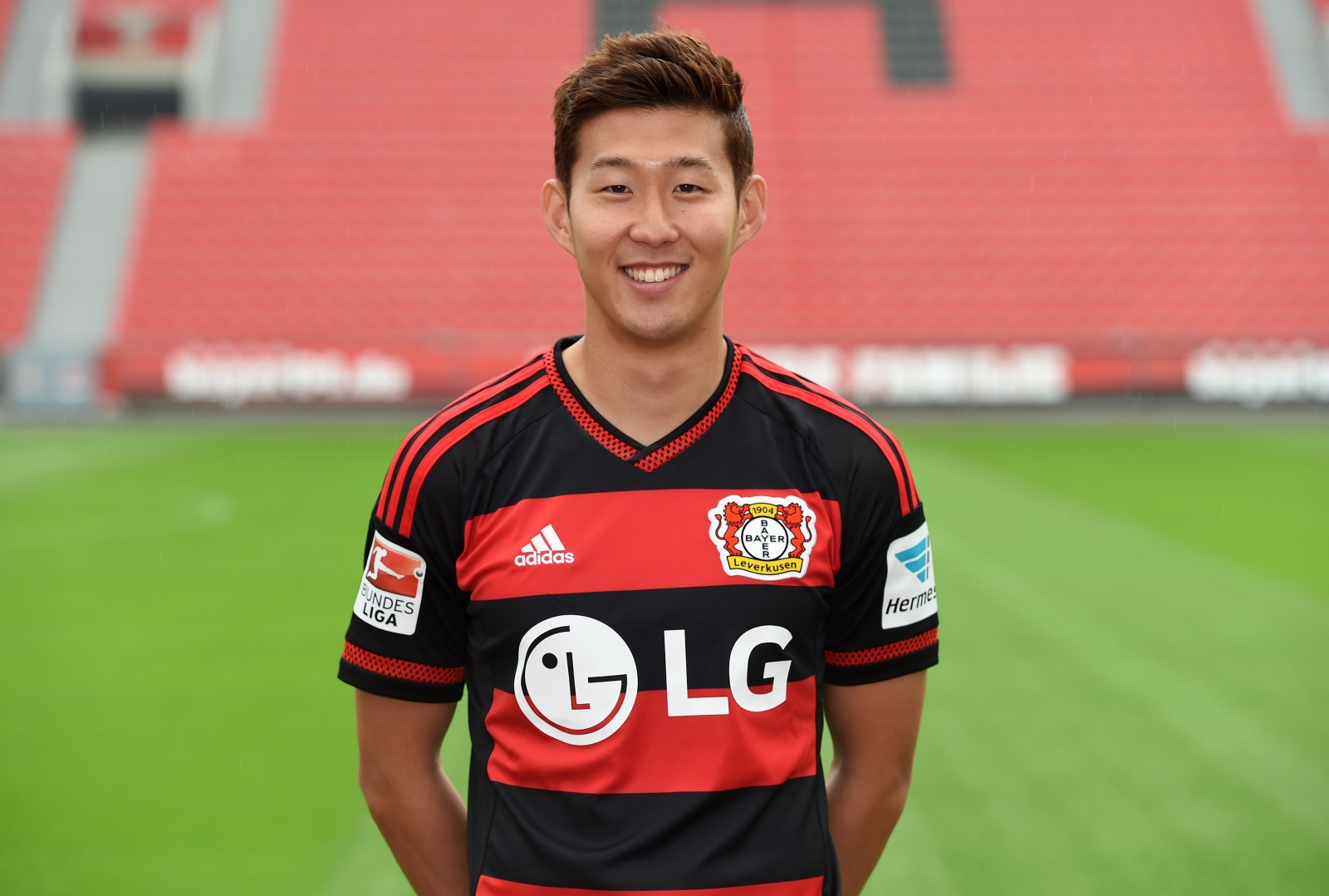 Tottenham complete signing of Heung-Min Son from Bayer Leverkusen