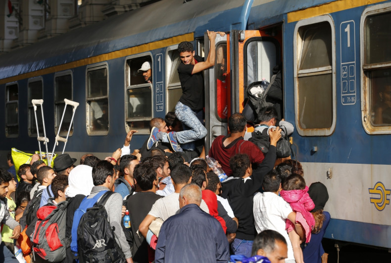 Migrants Keleti train station Budapest
