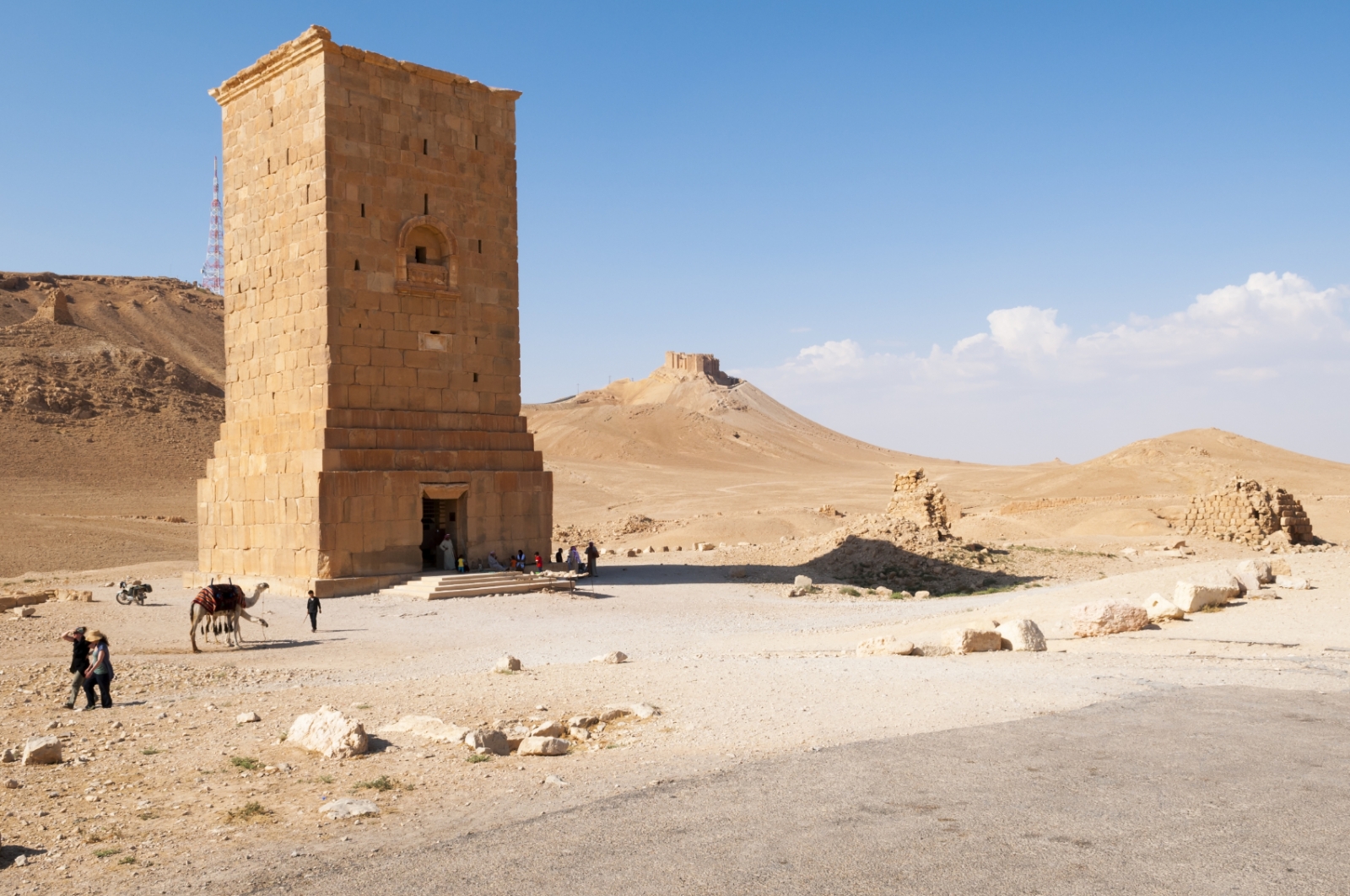 Isis destroys Tomb Tower of Elahbel Palmyra