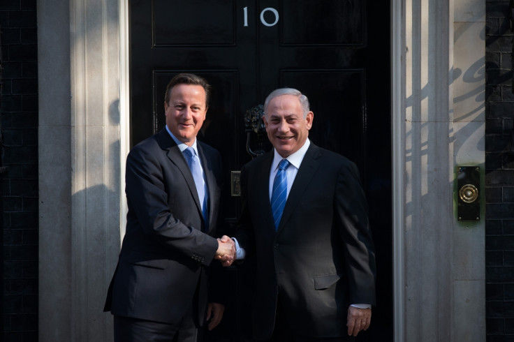 David Cameron greets Benjamin Netanyahu