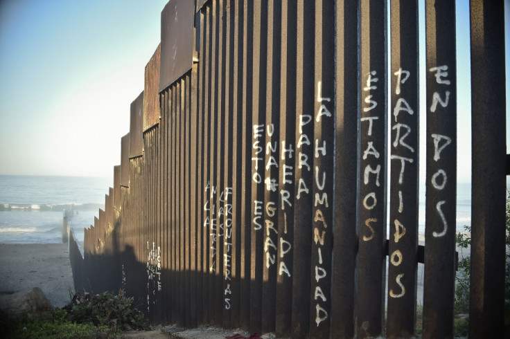 Mexico border crossing