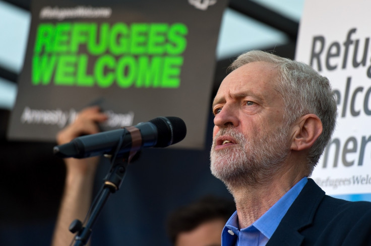 Corbyn addressing Refugees Welcome rally