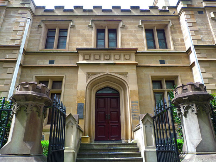 Sydney Court