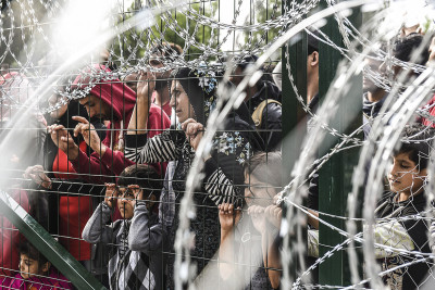 Migrants refugees Hungary border Horgos