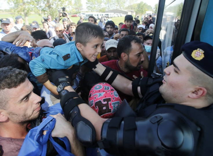 Croatia policeman Tovarnik migrants