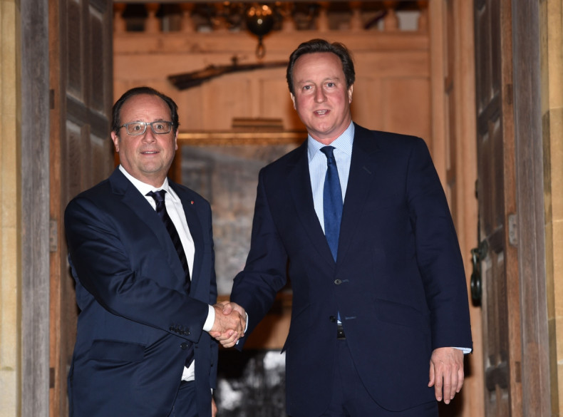 David Cameron welcomes Francois Hollande