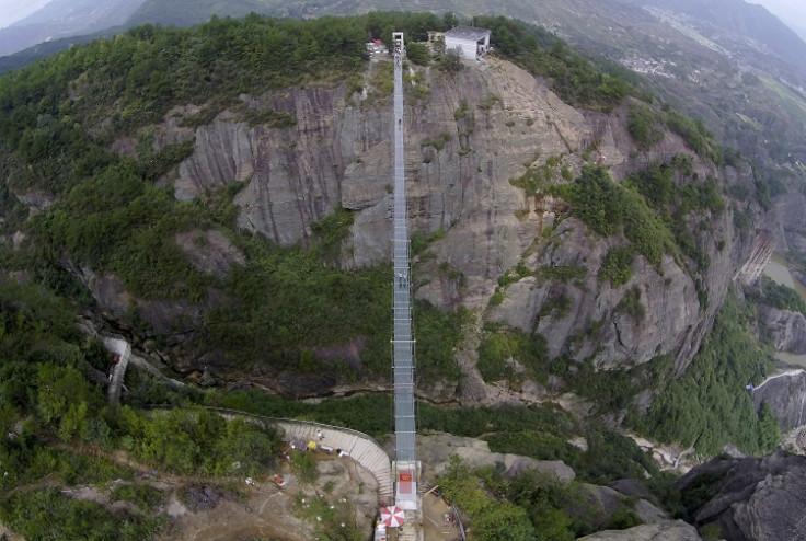 The ‘Brave Men’s Bridge’ in China