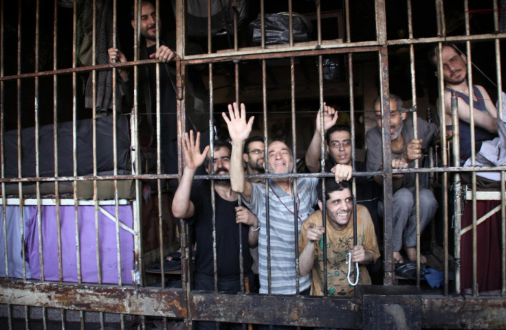 Al-Assad opponents in Aleppo's main prison