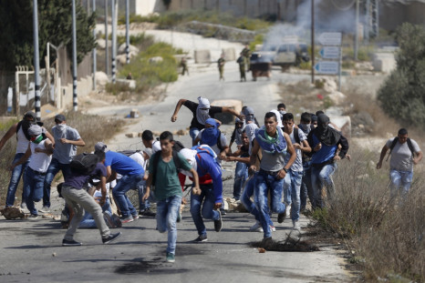 Palestinian protesters clashes West Bank 