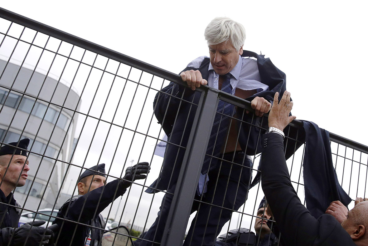 Protesters Tear Air France Executives Shirts From Their 