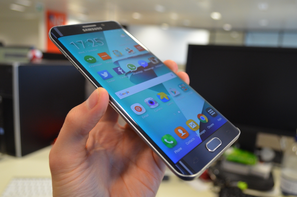 New software update for Samsung Galaxy S6 Edge Plus